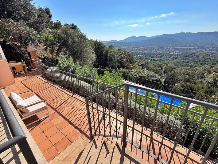 Casa rural para 6 personas, con terraza además de piscina y jardín en Santa Cristina de Aro - 3
