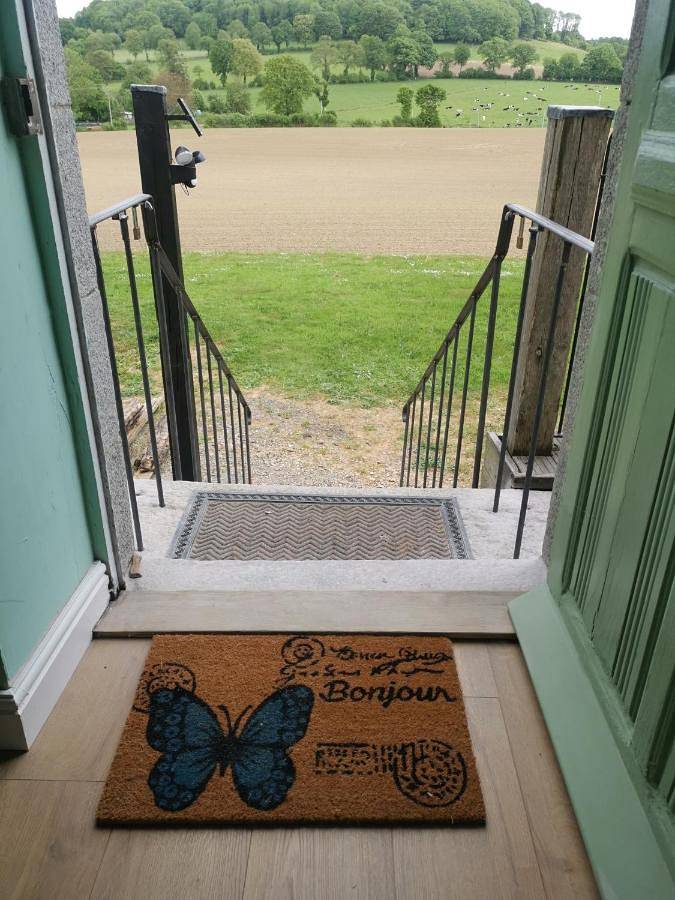 Maison de campagne pour 2 personnes, avec Terrasse ainsi que Jardin et Vue à Chérencé-le-Roussel