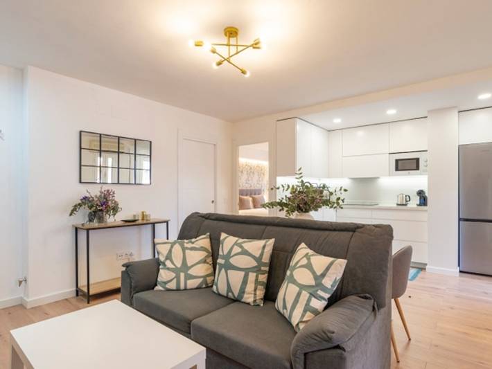Apartamento entero, Apartamento con terraza cerca de la playa, incluye aparcamiento in La Cala del Moral, Rincón de la Victoria