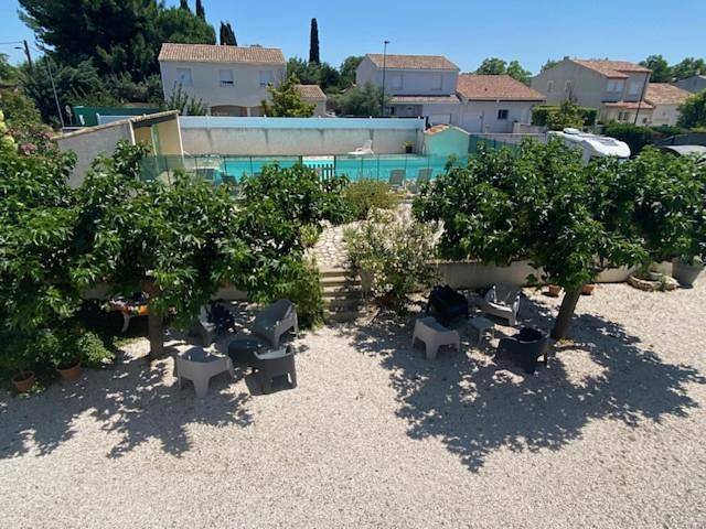 Gîte pour 2 personnes, avec jardin ainsi que piscine et vue à Montagnac - 3