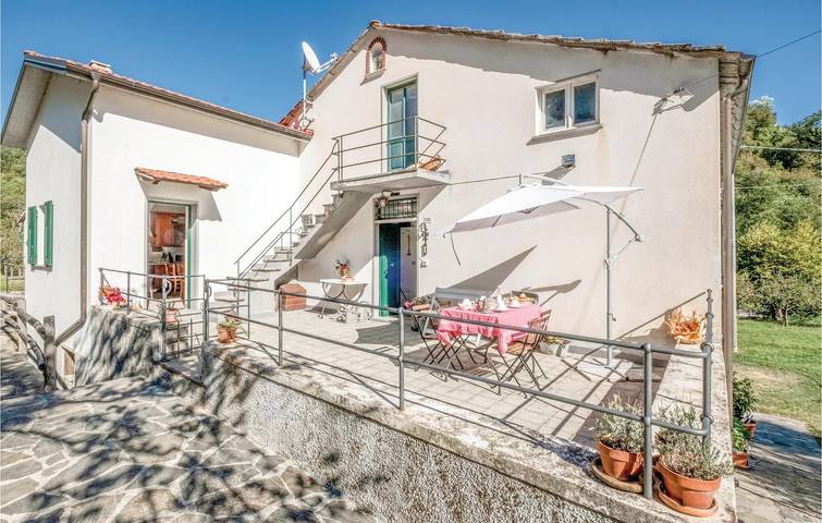 Casa vacanza per 6 persone a Varese Ligure