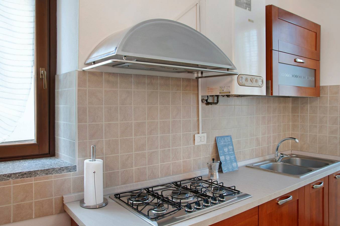 Ganze Wohnung, Ferienwohnung "Casa Sole" mit Seeblick, Balkon & Wlan in Novate Mezzola (Dorf), Novate Mezzola