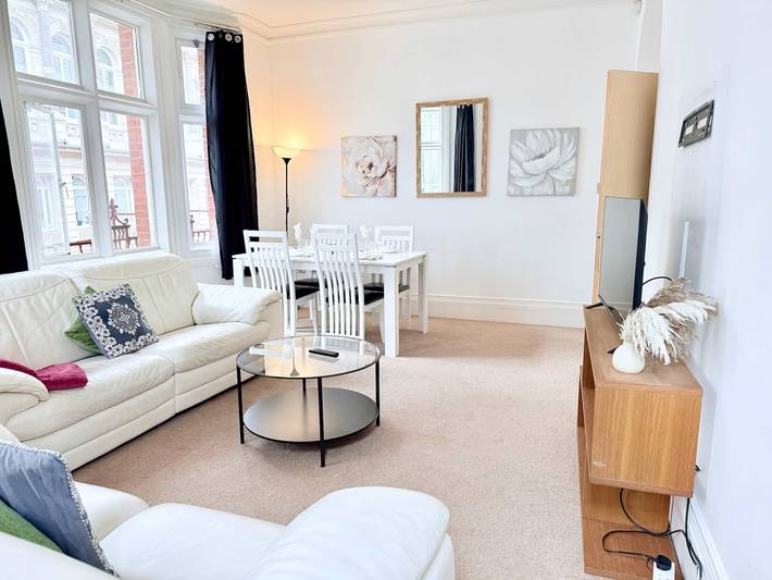 Appartement entier, Stylish 2Br Apt | Walk to New Street & Colmore Row in Birmingham, Région de Birmingham
