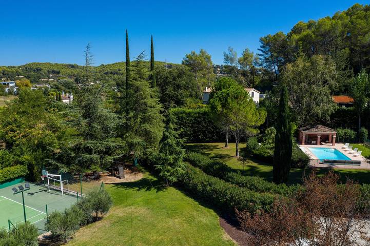 Location de vacances pour 11 personnes, avec jardin et terrasse à Draguignan - 3