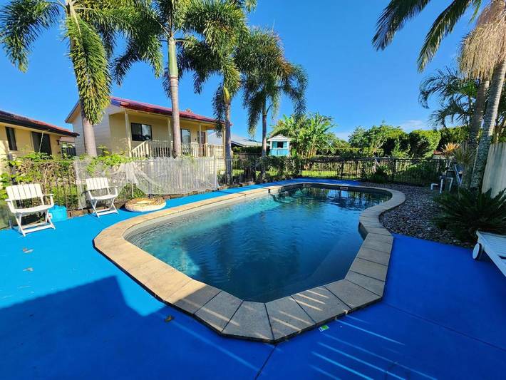 Maison d’hôte pour 2 personnes, avec vue ainsi que jardin et piscine, animaux acceptés à Brisbane