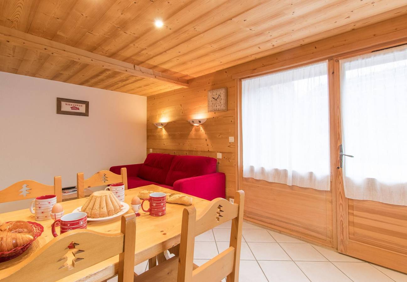 Appartement entier, Chalet le Solaret - Appartement 2 pièces 4 personnes in Chinaillon, Le Grand-Bornand