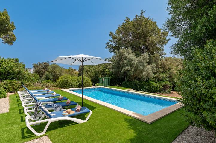 Ferienhaus für 6 Personen, mit Terrasse und Garten in Playa de Muro - 3