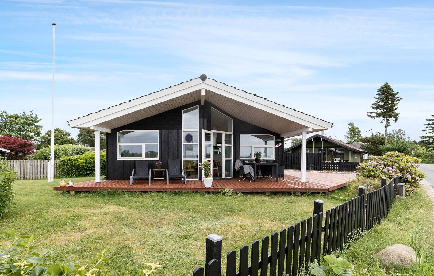 Ferienhaus für 5 Personen mit Terrasse in Følle Strand, Süddjursland