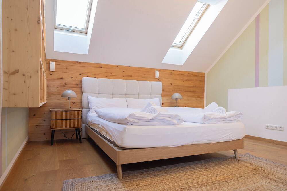 ღliboria | Aidling Panorama Haus mit Bergblick in Riegsee, Das Blaue Land