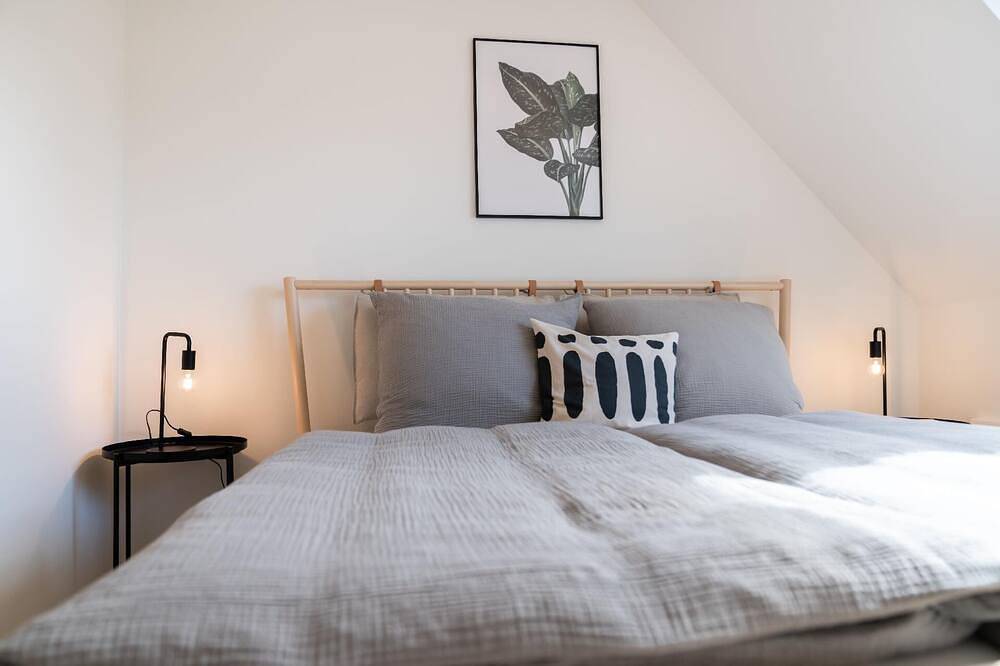 Küstenbutze - Modernes Apartment für 2 mit vollausgestatteter Küche, Balkon, Netflix in Mildstedt, Nordfriesland