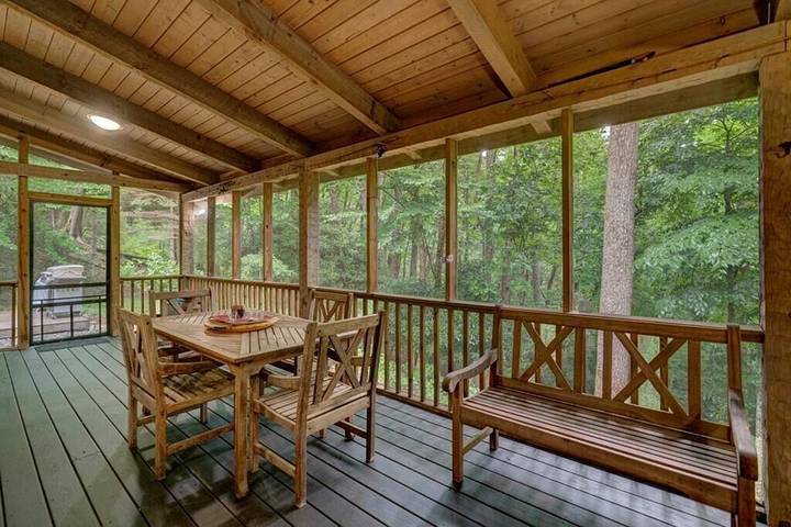 Blockhütte für 6 Personen, mit Balkon - 1