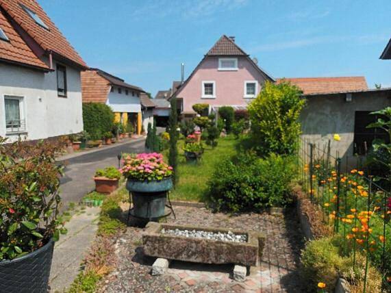 Ferienwohnung für 4 Personen, mit Terrasse und Ausblick in Kippenheim - 2