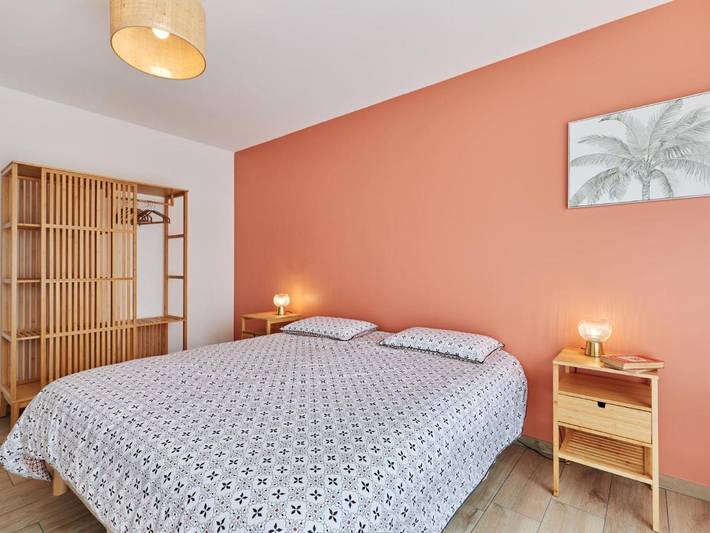 Location de vacances pour 10 personnes, avec jardin ainsi que terrasse et jacuzzi, animaux acceptés dans Denneville Plage - 2