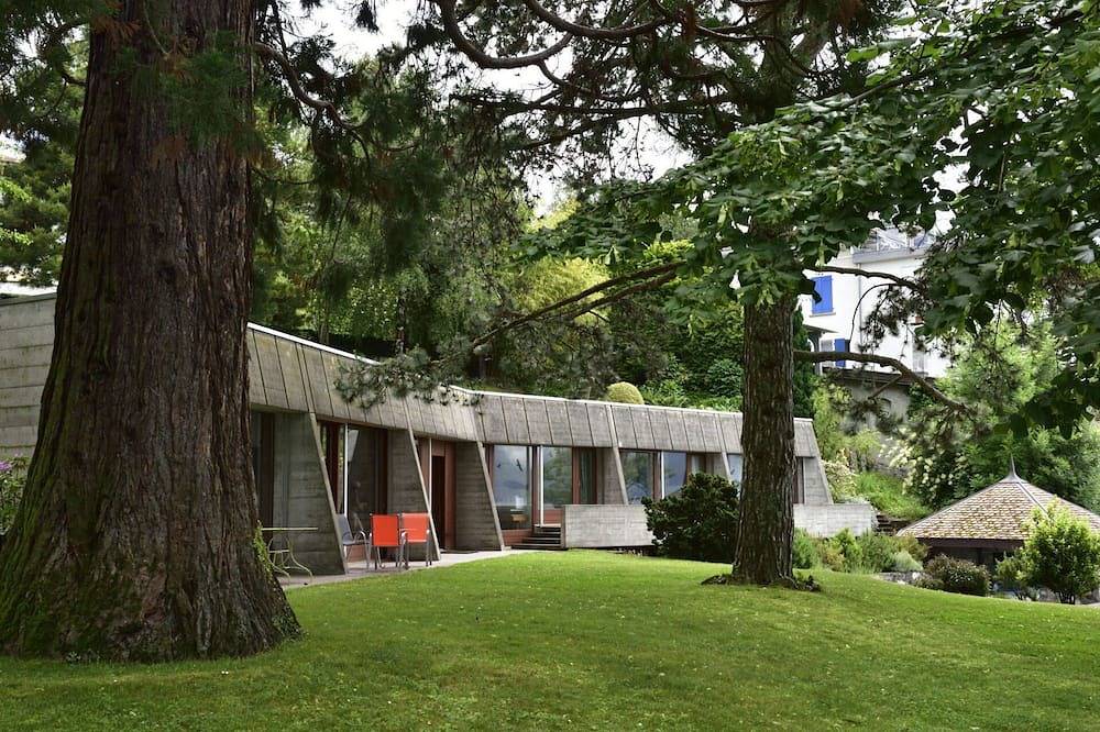 Villa for 7 Guests in Montreux, Vaud