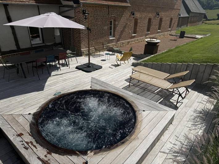 Location de vacances pour 14 personnes, avec Jacuzzi et Terrasse ainsi que Jardin et Vue à Avesnes-en-Bray - 2