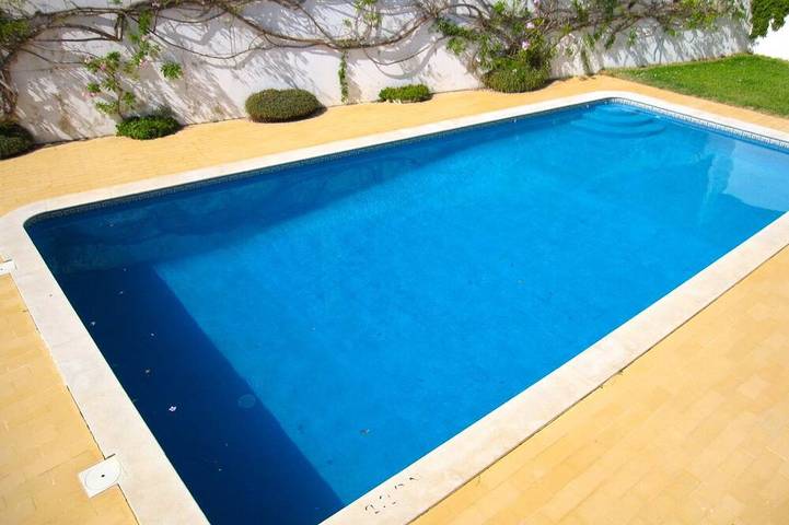 Villa für 12 Personen, mit Balkon und Garten - 1