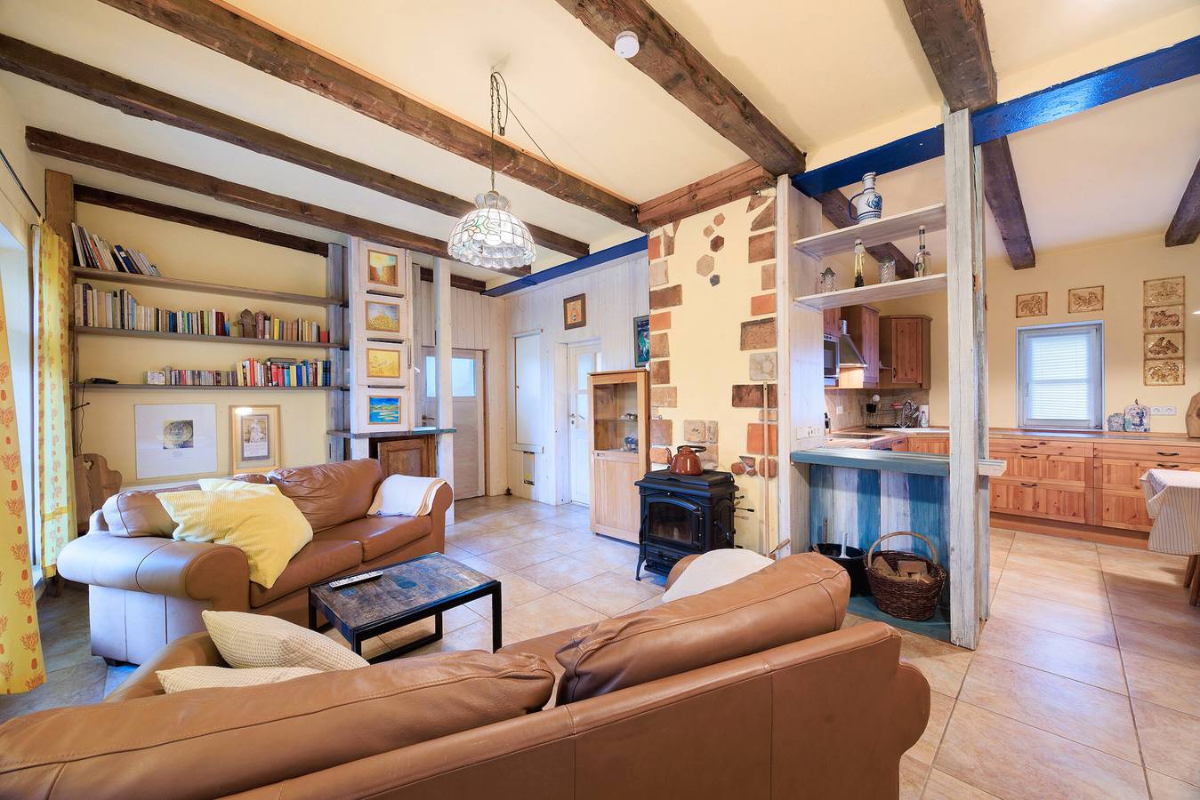 Ferienhaus 'Das Künstlerhaus' mit privater Terrasse, privatem Garten und Wlan in Sandersdorf-Brehna, Anhalt - Bitterfeld