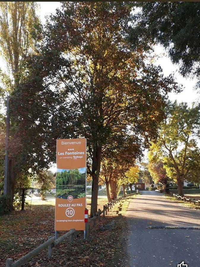 Parc de vacances pour 6 personnes, avec jardin ainsi que terrasse et piscine, animaux acceptés en Normandie - 3