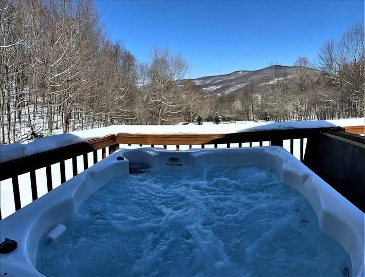 Vacation house for 7 people, with yard in Canaan Valley
