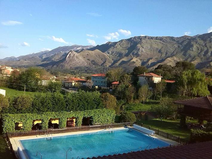 Hotel para 2 personas, con Terraza y Jardín además de Piscina para niños y Piscina en Llanes
