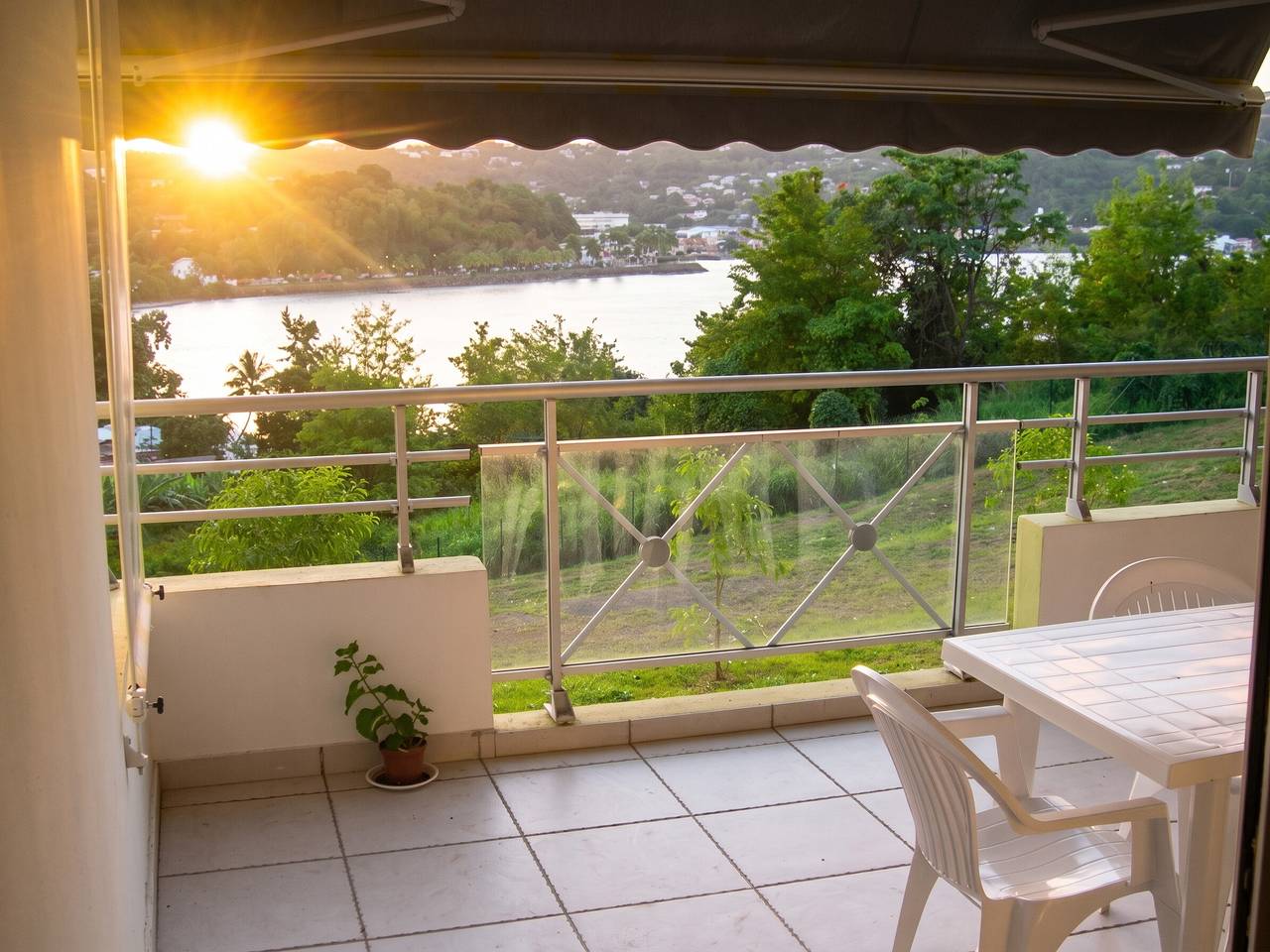 Ganze Wohnung, Wohnung am Meer in La Trinité – 70m² – Terrasse in La Trinité, Martinique