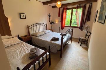 Villa pour 9 Personnes dans Armous-et-Cau, Gers, Photo 1