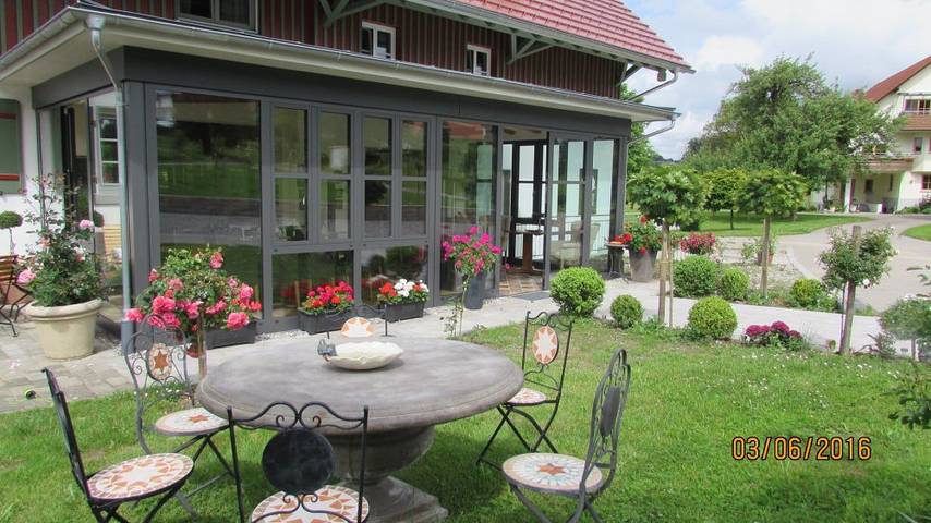 Hôtel pour 4 personnes, avec terrasse, adapté aux familles à Friedrichshafen