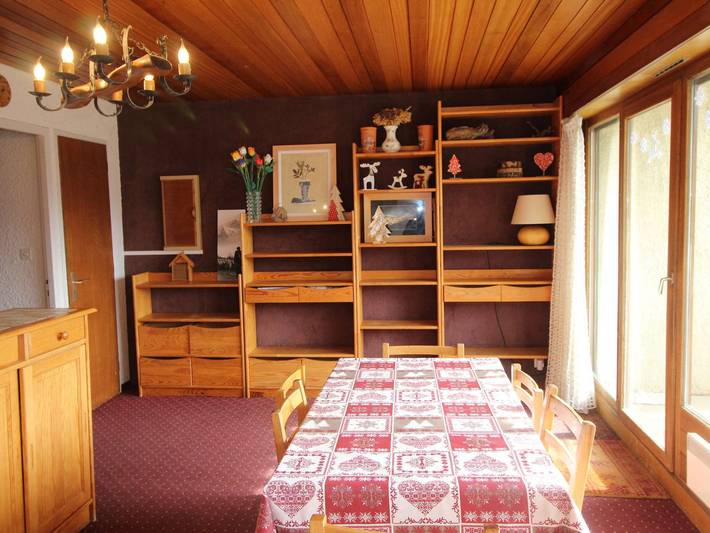 Ganze Wohnung, 2-Zimmer-Kabinenwohnung an der Piste mit Aufzug - Auris en Oisans in Auris, Nationalpark Écrins