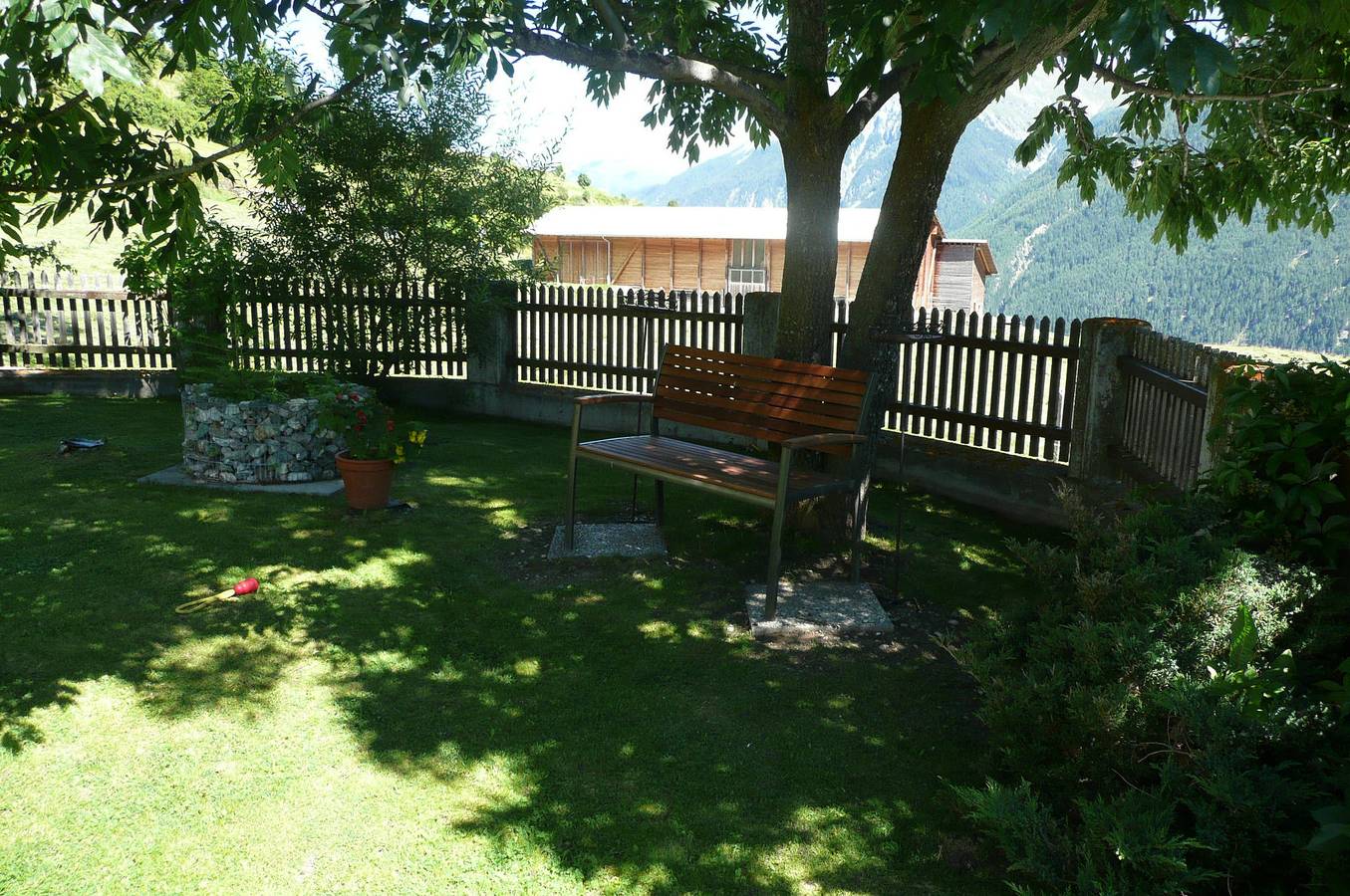 Apartamento vacacional entero, Apartamento de vacaciones para 4 personas con terraza in Sent, Lower Engadine