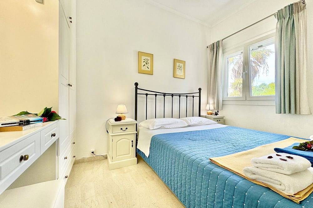 Villa Olga Kassiopi with private pool in Kassiopi, Corfu