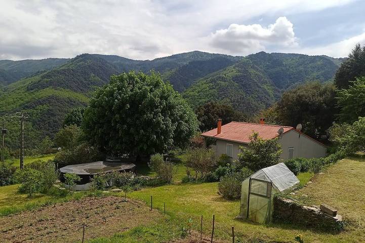 Location de vacances pour 6 personnes, animaux acceptés à Malarce-sur-la-Thines - 4