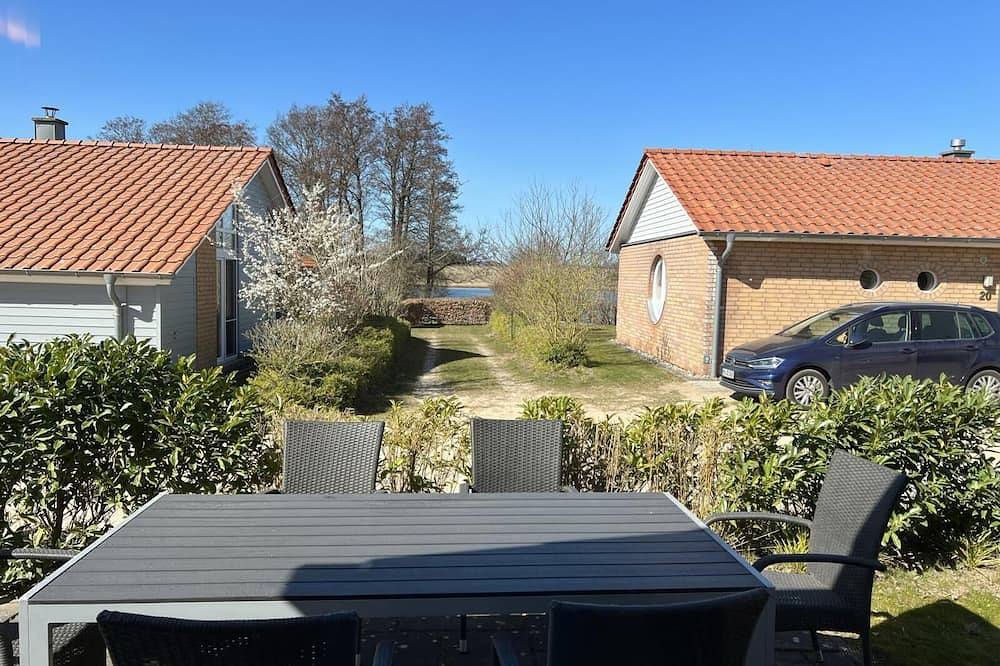Das \"Nordlichterhaus\"  bietet alles, was Sie zum Entspannen und Wohlfühlen in Ihren Ferien vom Alltag benötigen, ob sportliche Aktivitäten wie Kanu fahren oder einfach ausgiebige Spaziergänge am Wasser in Schlei, Kosel