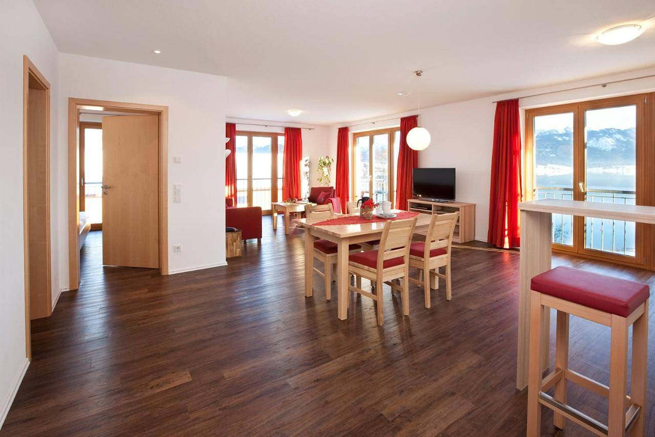 Seehotel und Appartements Schnöller in Rieden, Bayerisch Schwaben