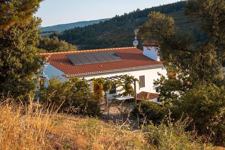 Casa rural para 4 personas, con Balcón y Terraza además de Jardín y Piscina en Castelo de Vide - 2