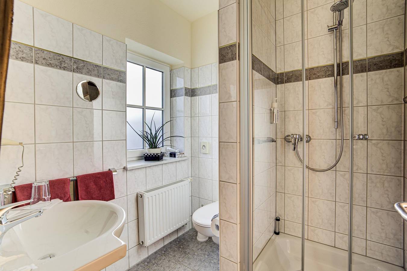 Ganze Ferienwohnung, Apartment Nr. 3 in Alken, Osteifel