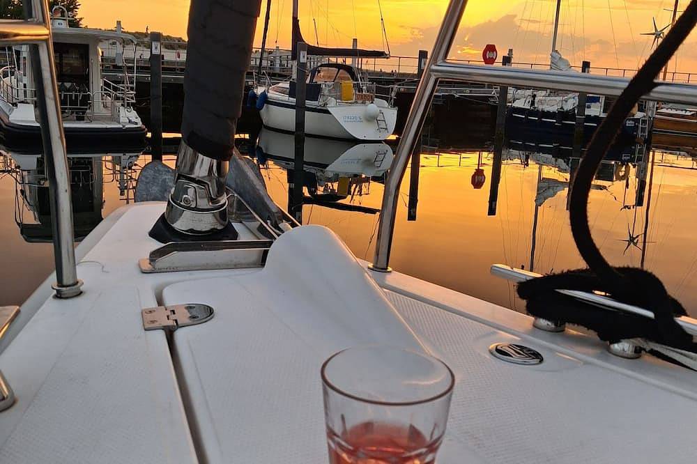 Rügen auf dem Meer erleben Segelyacht bi 8 Personen,Yachthafen Naturoase  Gustow in Gustow, Stralsund Umland