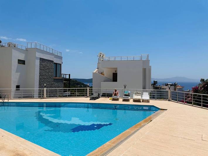 Villa pour 10 personnes, avec vue ainsi que piscine et jardin à Bodrum - 2