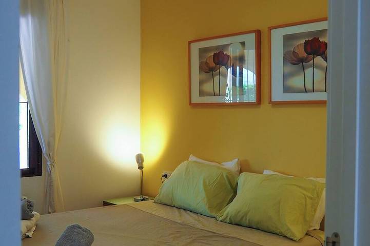 Super Villa Oriola mit privatem Pool in schönem spanischen Garten in El Campello, Costa Blanca
