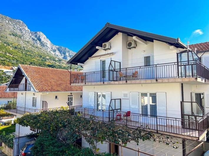 Maison d’hôte pour 13 personnes, avec vue et balcon à Podaca