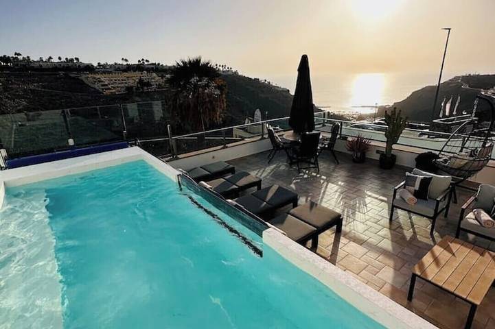 Villa for 10 people, with Hot tub and Terrace in Puerto Rico (Gran Canaria)