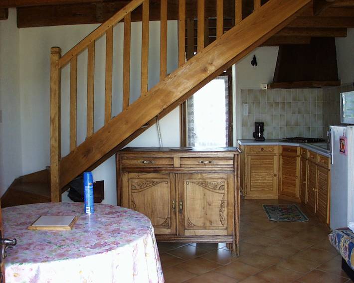 Gîte pour 6 personnes, avec terrasse et piscine à Rouffignac-Saint-Cernin-de-Reilhac - 3