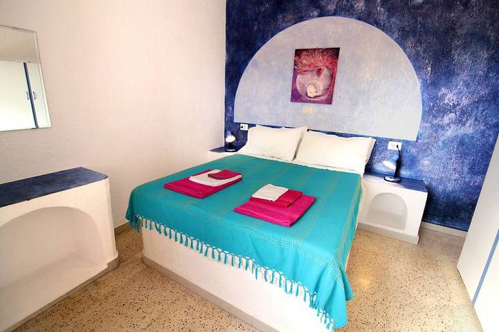 Ganze Wohnung, La Luna Blu Apartment \"Sole\", Meerblick, 500 Meter vom Strand entfernt in Ferma, Lasithi