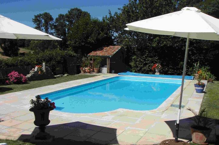 Location de vacances pour 5 personnes, avec jardin à Saint-Pierre-du-Chemin