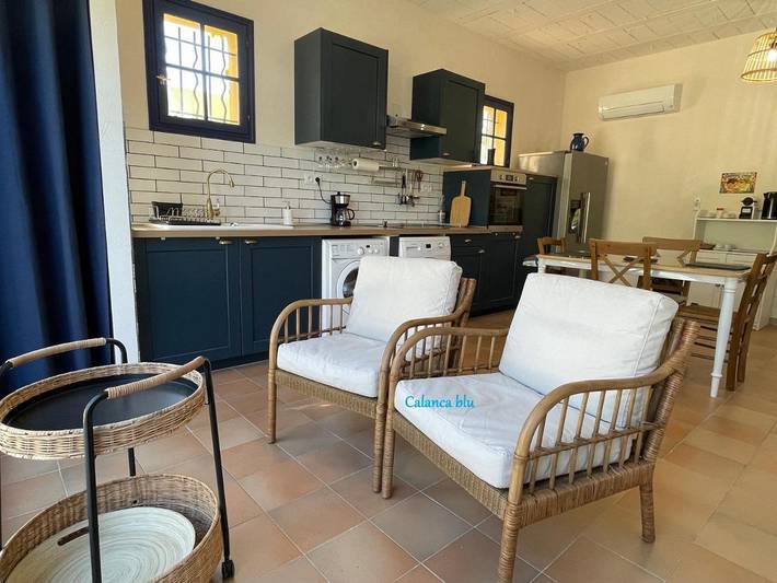 Gîte pour 2 personnes, avec piscine ainsi que jardin et vue à Cuges-les-Pins - 4