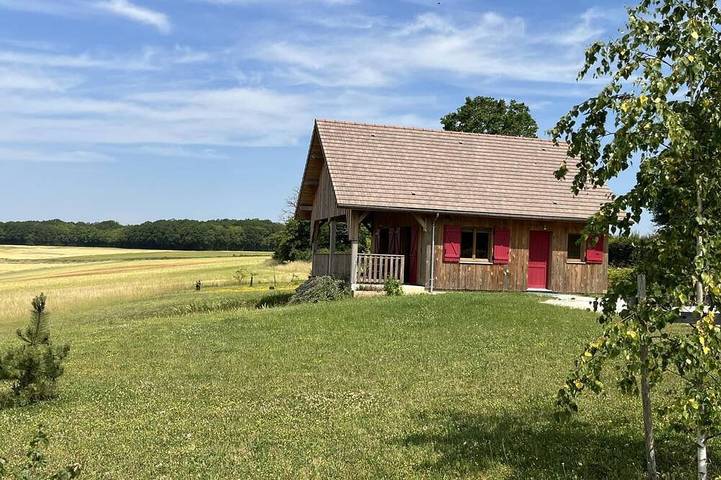 Gîte pour 4 personnes, avec jardin à Paisy-Cosdon