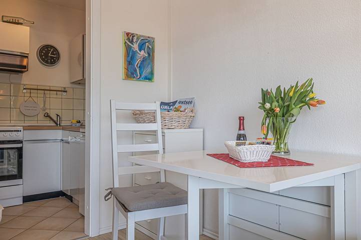 Ganze Wohnung, - Sonne und Meer - Studioapartment mit Meerblick - Aufzug im Haus in Glücksburg, Flensburger Förde
