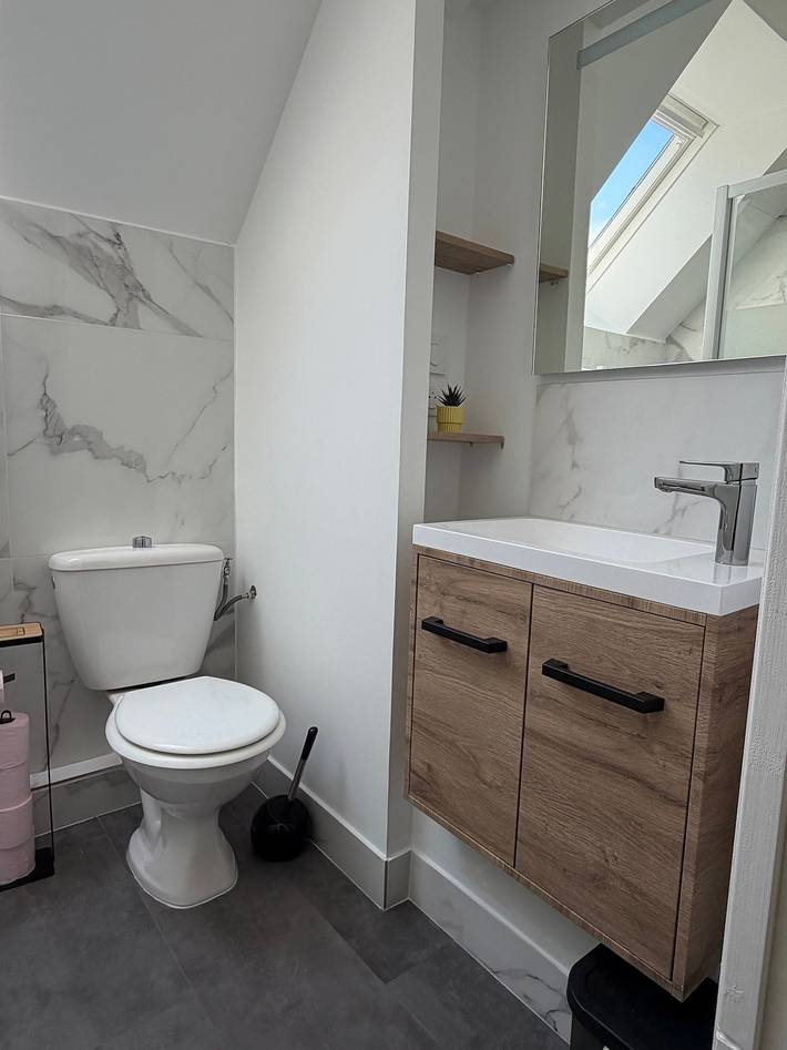 Entire studio, Studio 'Cocoon' with Wi-Fi in Erquy, Côte d’Émeraude