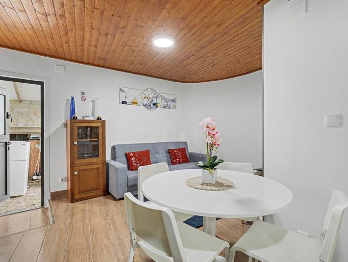 Holiday Home 'Casa Da Moleira' with Lake View and Air Conditioning in Rendufe, Braga District