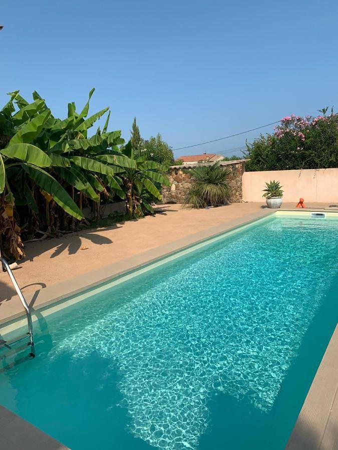 Location de vacances pour 6 personnes, avec Terrasse et Jardin ainsi que Piscine et Vue dans Mignataja - 2
