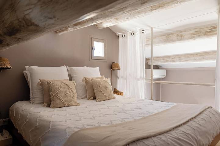 Charming house in camargue private heated pool jacuzzi in Vauvert, Costa mediterránea (Francia)
